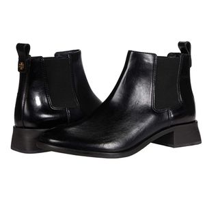 Tory Burch NWT Chelsea Bootie Calf Leather